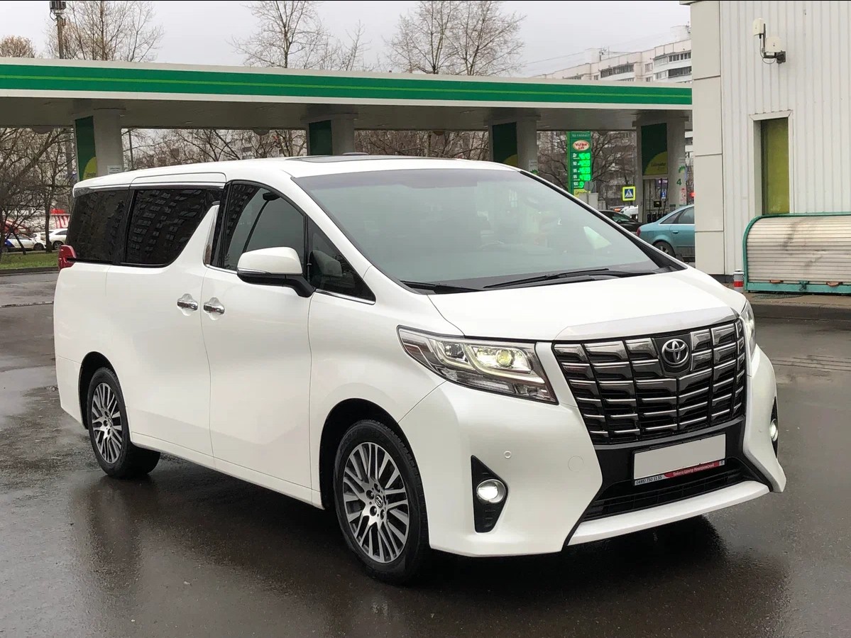 Замена масла  на Toyota Alphard